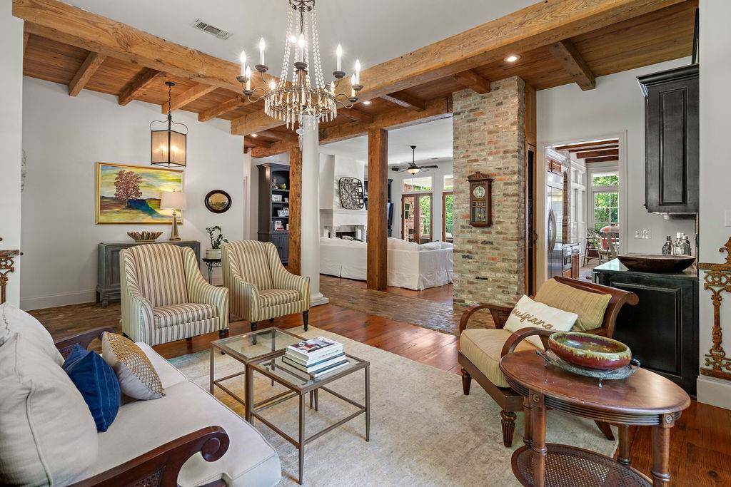 Madisonville, LA 70447,339 BLACK RIVER DR