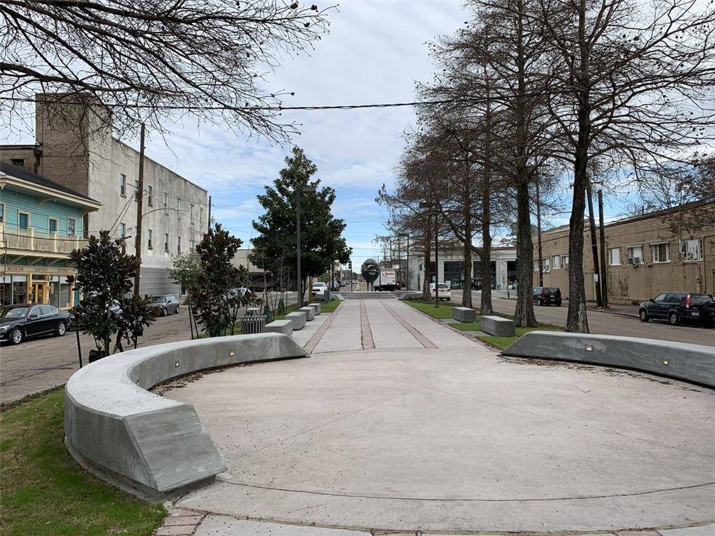 New Orleans, LA 70113,1927 MARTIN LUTHER KING BLVD