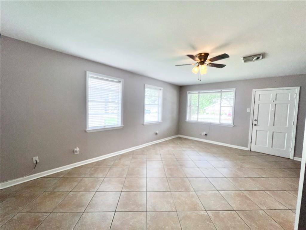 Metairie, LA 70006,3516 CLEARVIEW Pkwy