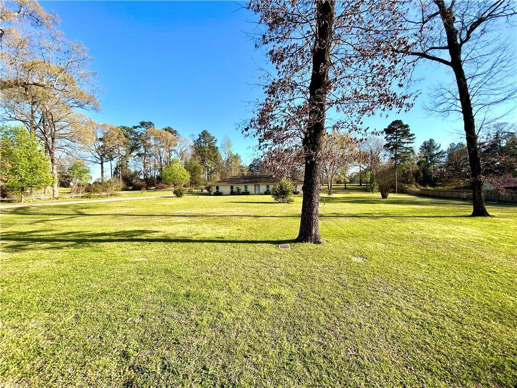 Pineville, LA 71360,8503 FAIRWAY DR