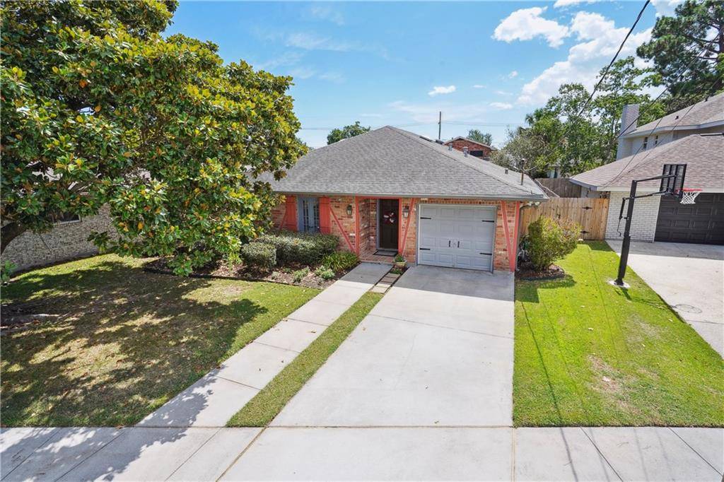 Metairie, LA 70003,4821 JEANNETTE DR