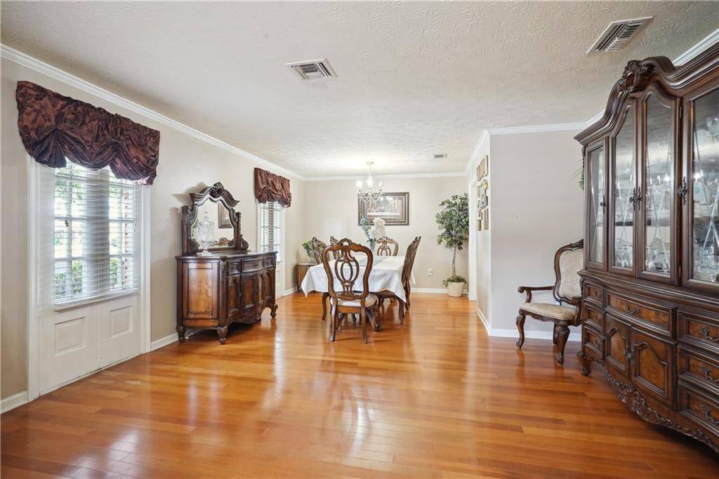 Metairie, LA 70003,4821 JEANNETTE DR