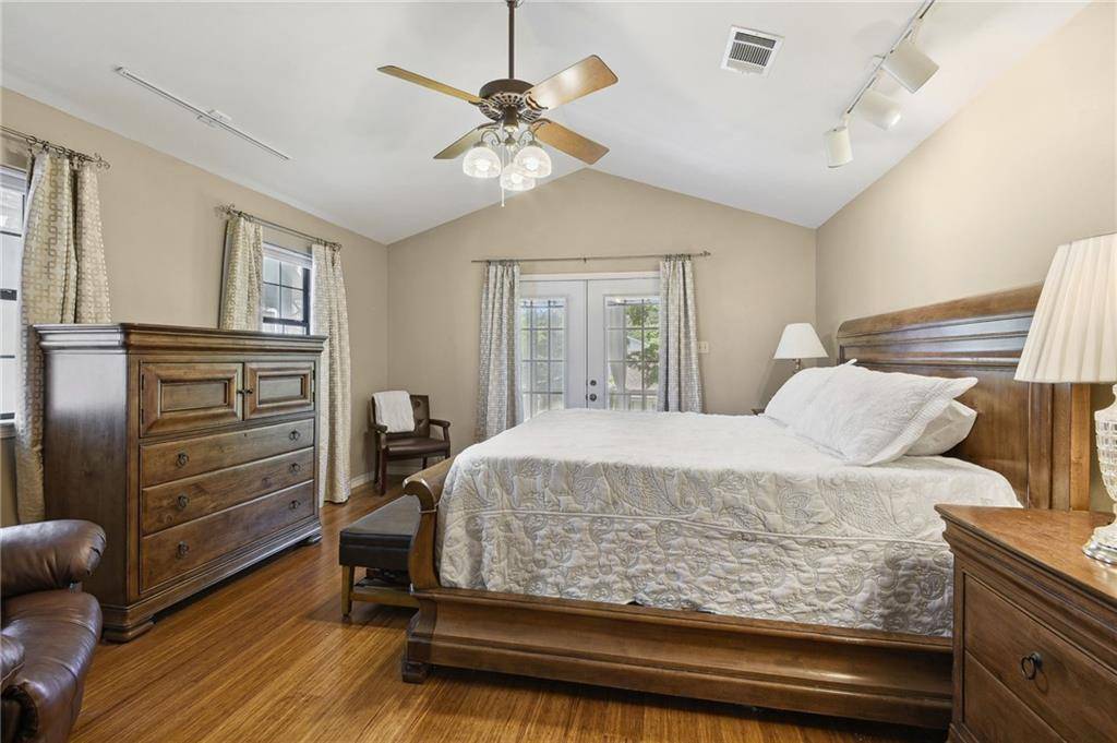 Mandeville, LA 70448,325 DEPRE ST