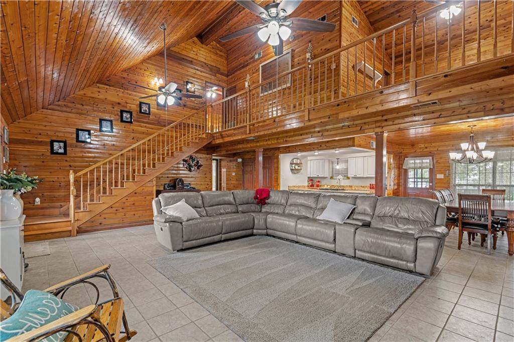 St Bernard, LA 70085,8221 SARO LN