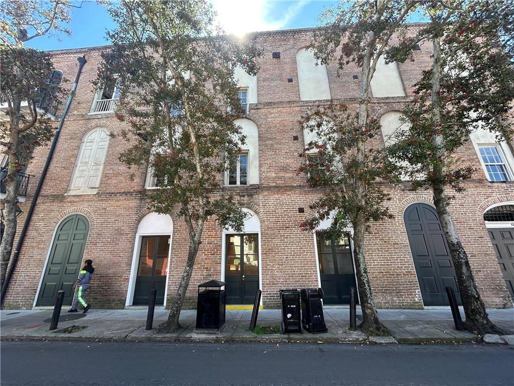 New Orleans, LA 70116,706 DUMAINE ST #1B