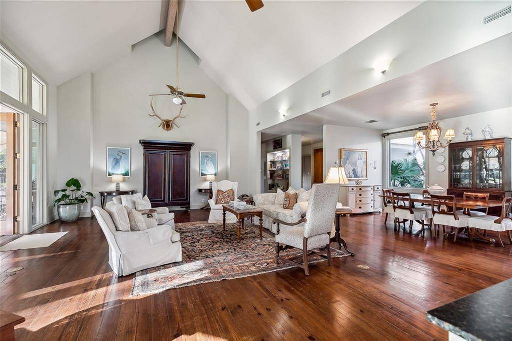 Mandeville, LA 70471,806 BOCAGE LN