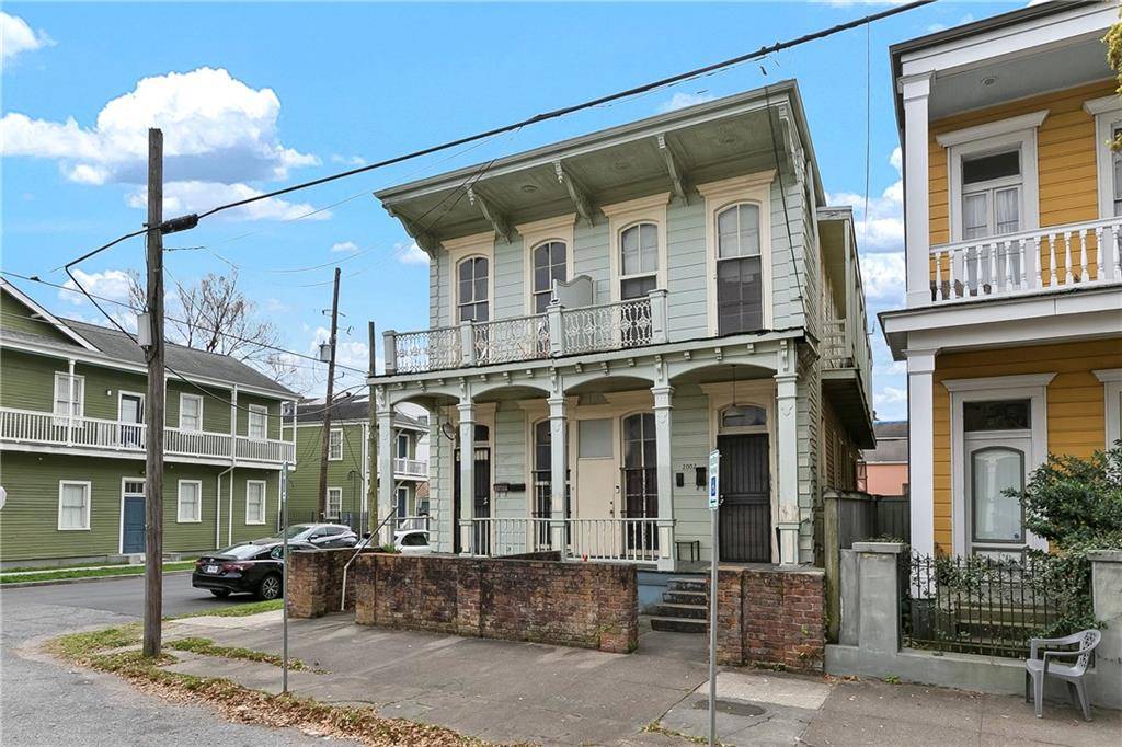 New Orleans, LA 70113,2000 02 BARONNE ST