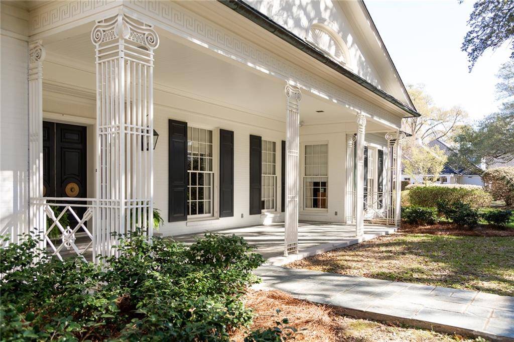 Alexandria, LA 71301,3028 GEORGES LN
