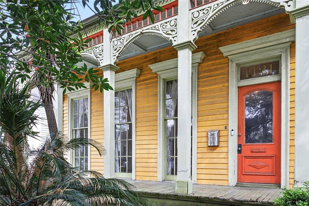 New Orleans, LA 70115,1121 DUFOSSAT ST