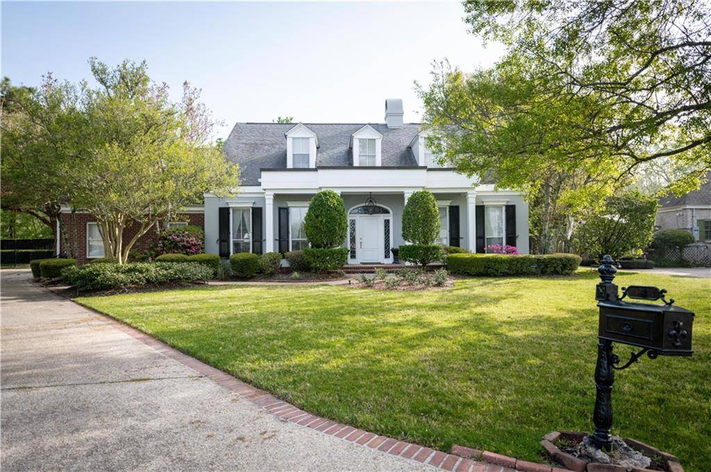 New Orleans, LA 70131,8 GRAND CYPRESS CT