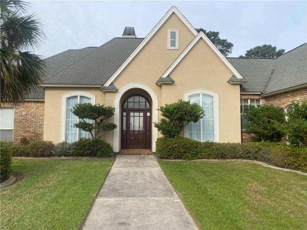 Slidell, LA 70458,213 MASTERS POINT CT