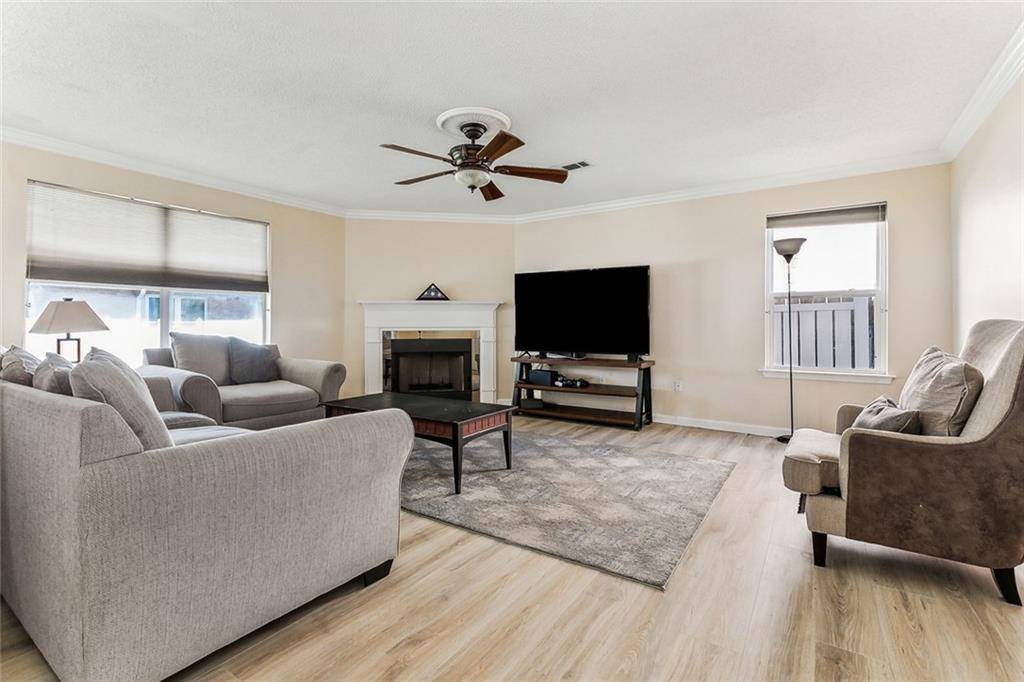 Harvey, LA 70058,1617 SHADOW LAKE CT