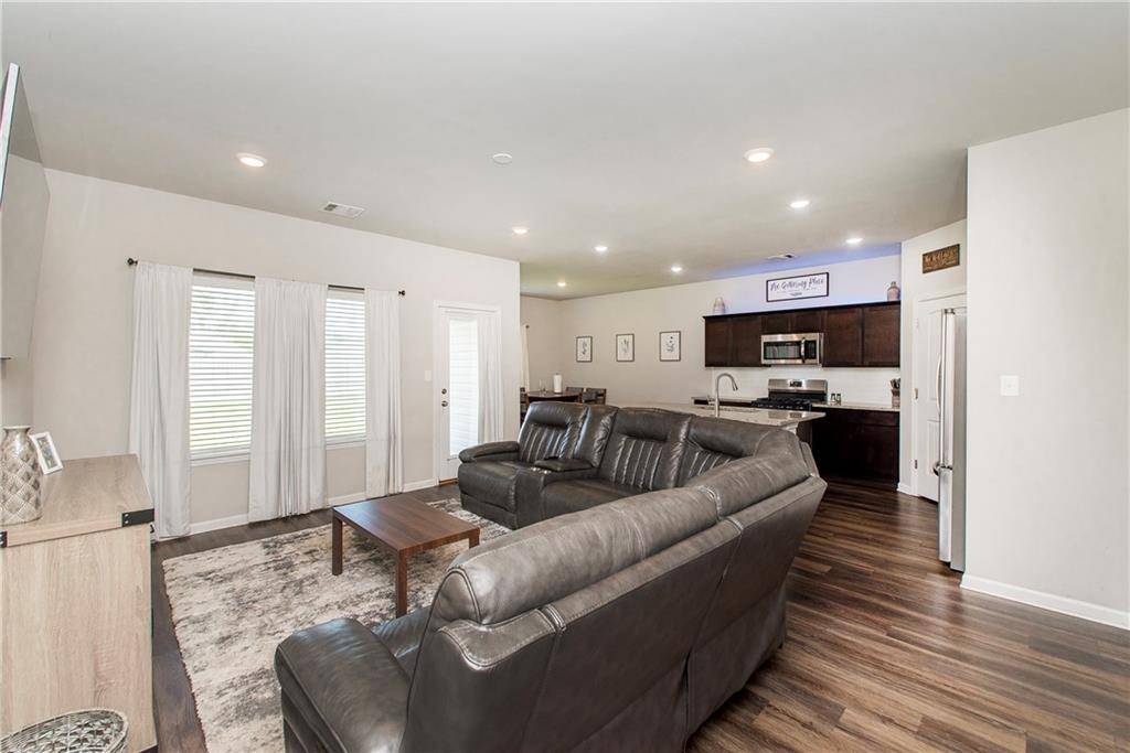 Ponchatoula, LA 70454,40293 SEDGWICK LN