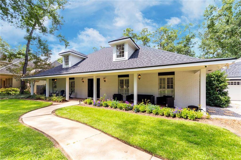 Mandeville, LA 70471,669 N BEAU CHENE DR