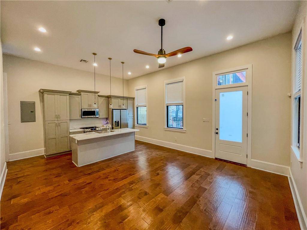 New Orleans, LA 70116,1427 ESPLANADE AVE #B