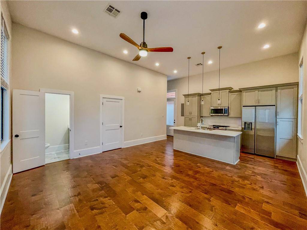 New Orleans, LA 70116,1427 ESPLANADE AVE #B