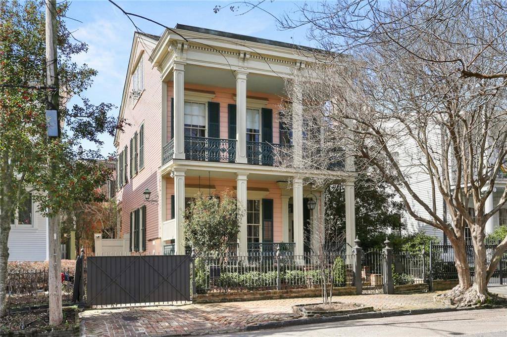 New Orleans, LA 70130,1130 THIRD ST