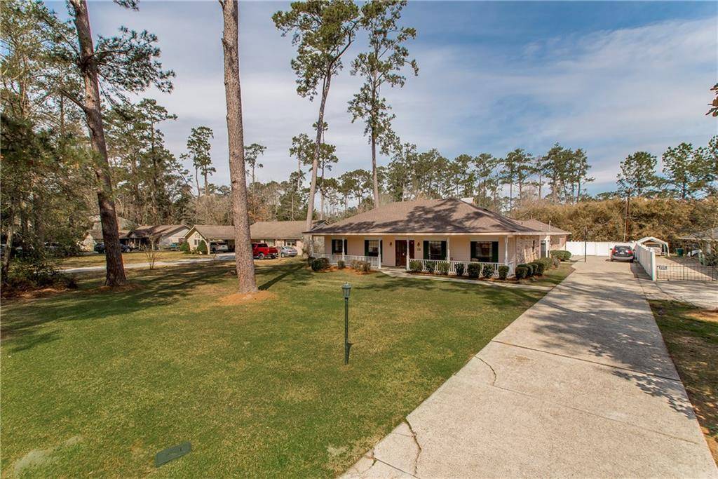 Covington, LA 70433,132 COUNTRY CLUB DR