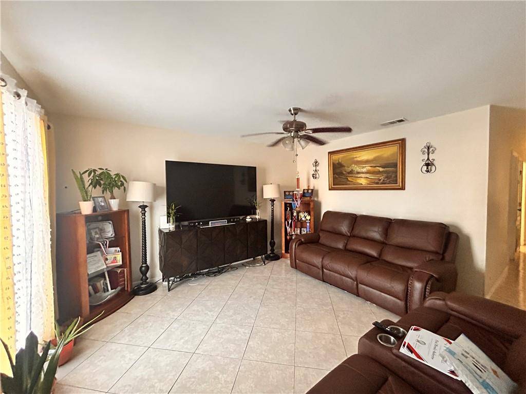 Marrero, LA 70072,1518 AMES BLVD