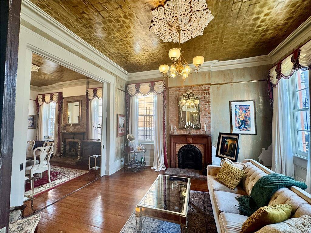 New Orleans, LA 70116,1021 ORLEANS AVE