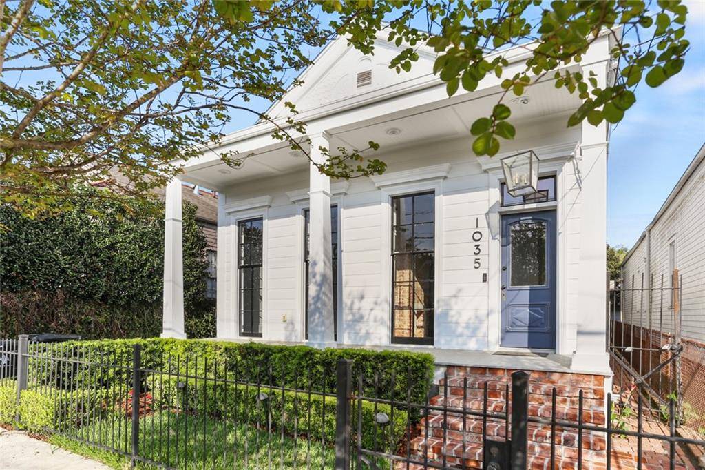 New Orleans, LA 70115,1035 ARABELLA ST