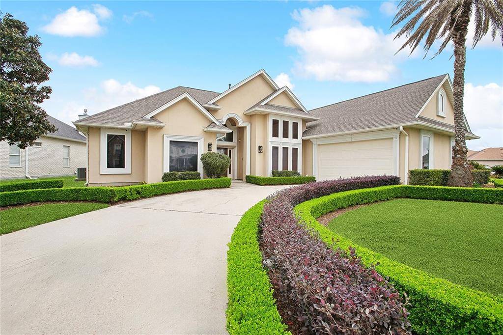 New Orleans, LA 70128,180 E GREENBRIER DRIVE DR