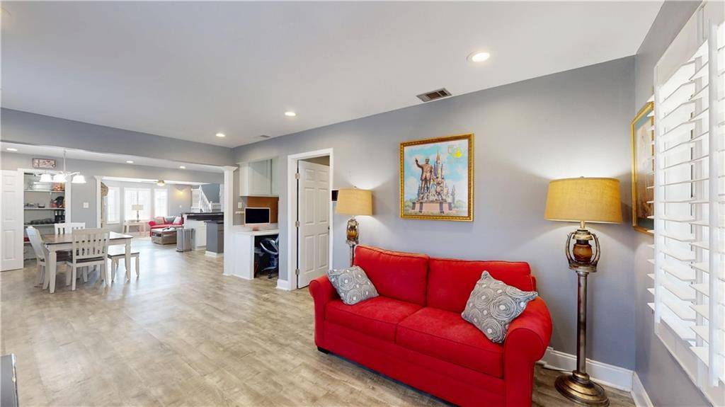 Metairie, LA 70001,3418 46TH ST