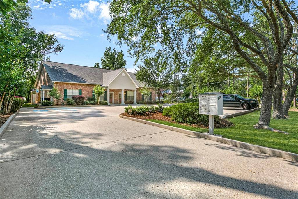 Mandeville, LA 70471,1330 PARK DR