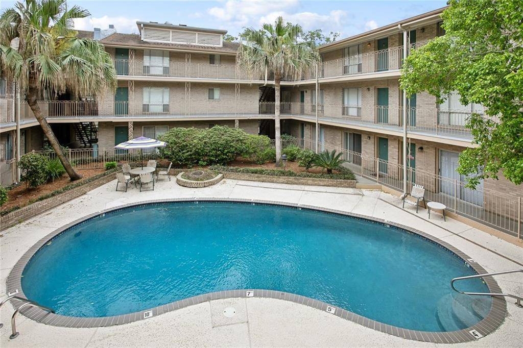 New Orleans, LA 70115,4007 ST CHARLES AVE AVE #314