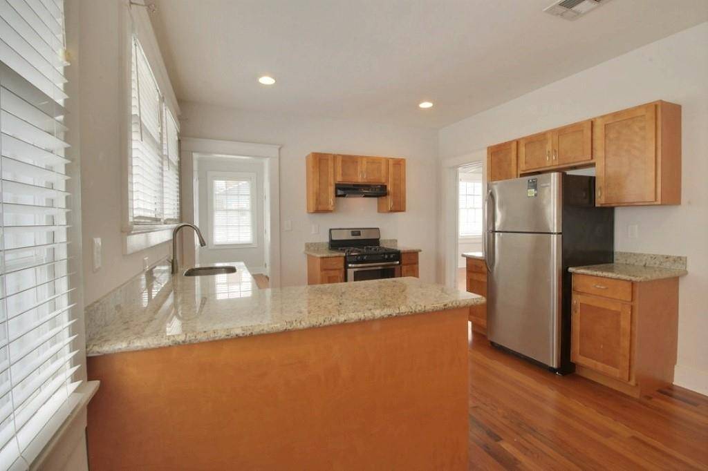 New Orleans, LA 70119,4009 BANKS ST