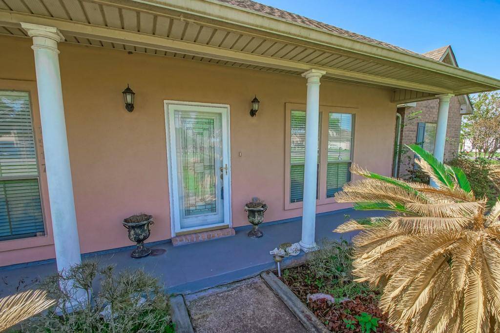Gonzales, LA 70737,1517 W ORICE ROTH RD