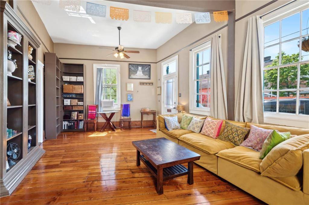 New Orleans, LA 70119,1016 CRETE ST