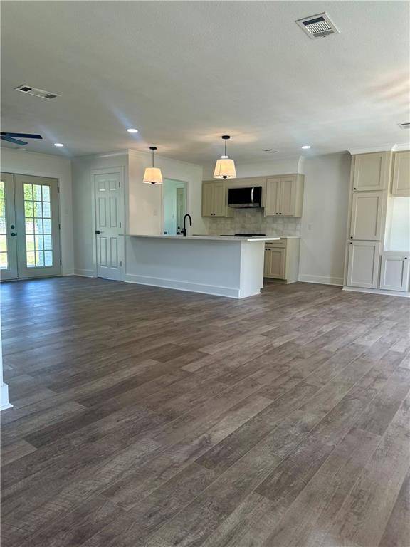 Pineville, LA 71360,225 HOLLY MOORE DR