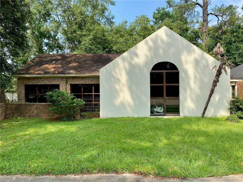 Oakdale, LA 71463,109 N 13TH ST