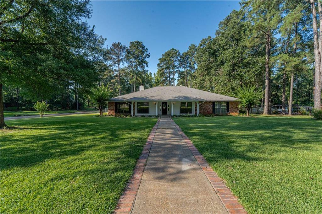 Pineville, LA 71360,228 WHITE OAK DR
