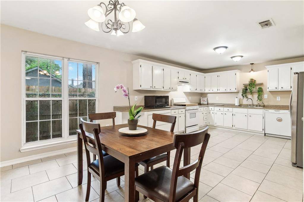 Slidell, LA 70469,2409 CRANE ST