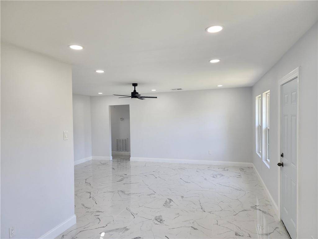 Harvey, LA 70058,2405 TATTERSALL DR