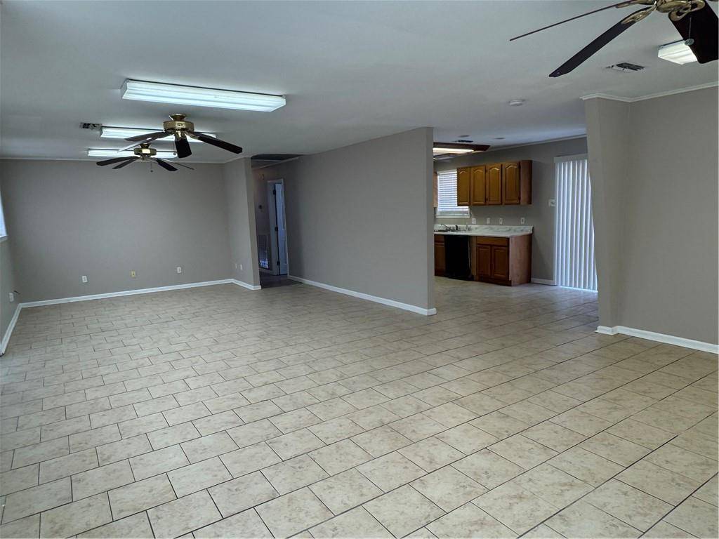 Chalmette, LA 70043,2524 VERONICA DR