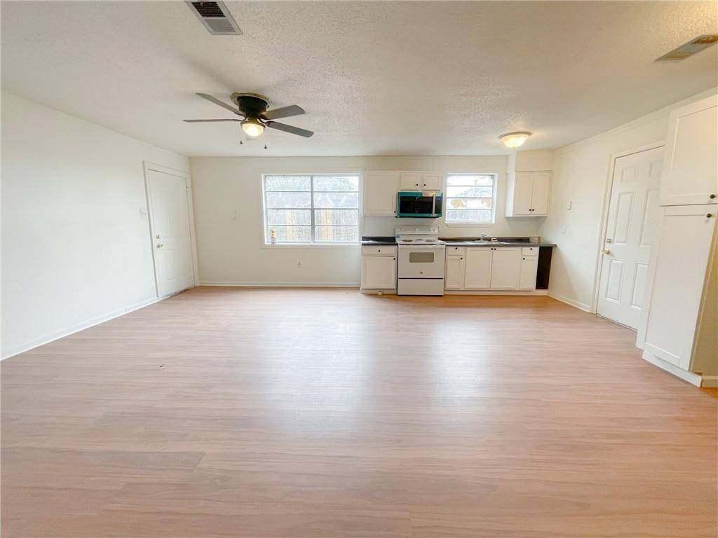 Marrero, LA 70072,2016-18 JAMES DR