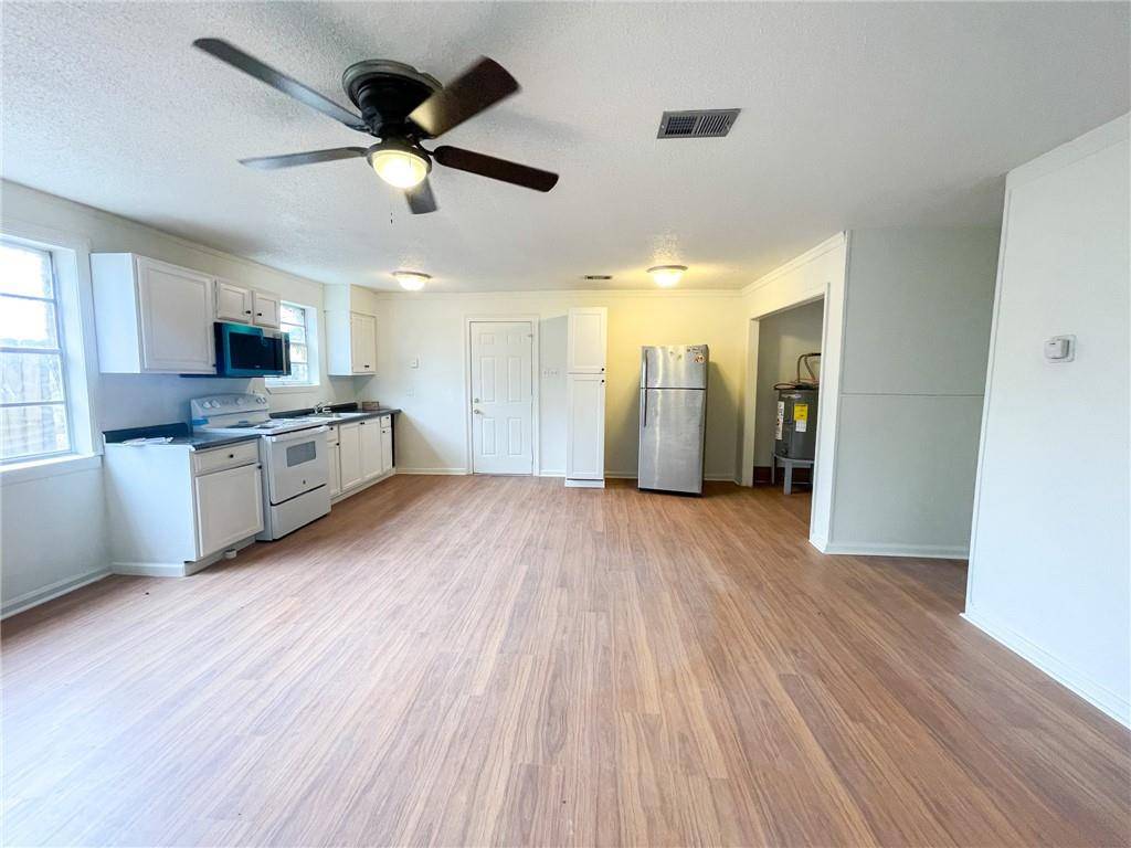 Marrero, LA 70072,2016-18 JAMES DR