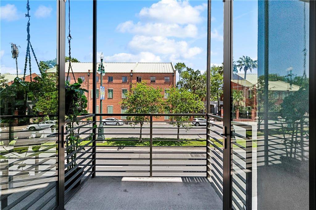 New Orleans, LA 70112,618 N RAMPART ST #203
