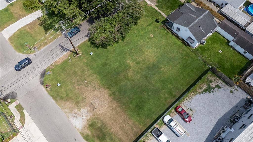 Metairie, LA 70005,746 CARROLLTON AVE