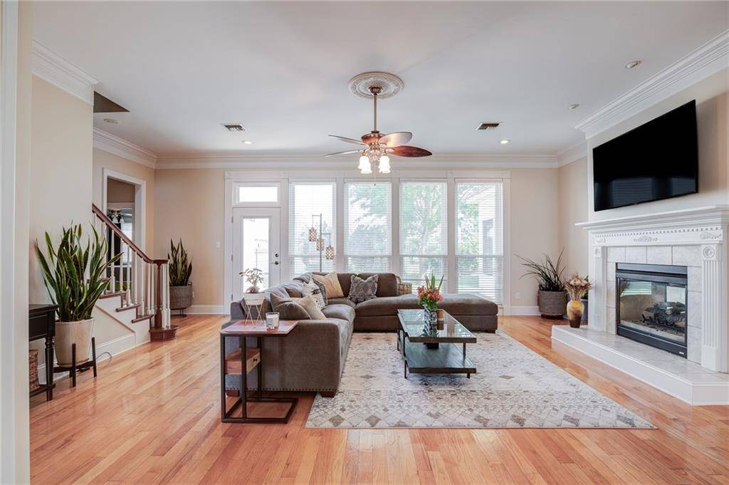 Destrehan, LA 70047,109 VALCOUR LN