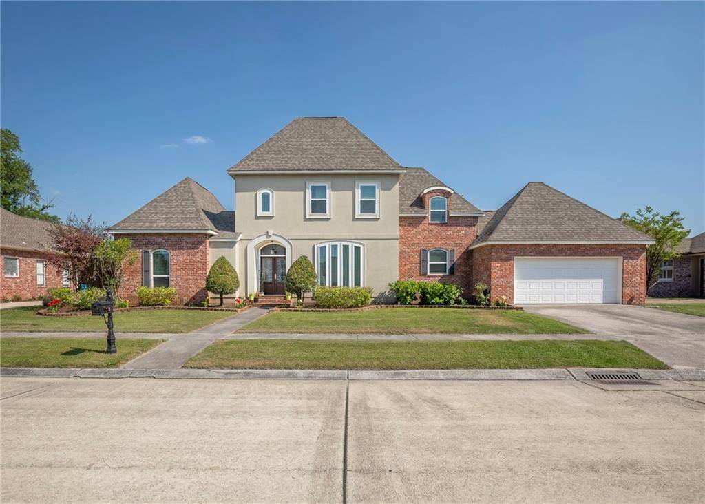 Destrehan, LA 70047,109 VALCOUR LN