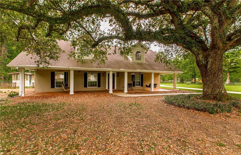 Ponchatoula, LA 70454,20284 HOLLIE LN