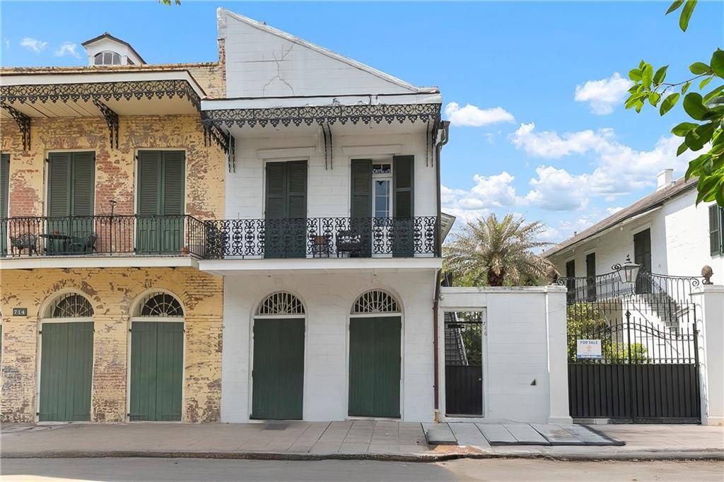 New Orleans, LA 70116,716 GOVERNOR NICHOLLS ST #C