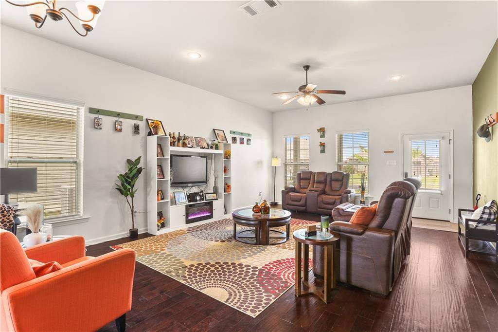Prairieville, LA 70769,42403 TIGERS EYE STONE AVE