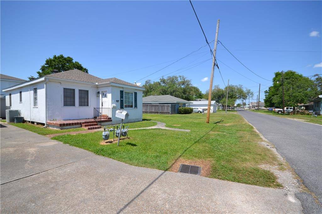 Westwego, LA 70094,636 AVENUE F ST