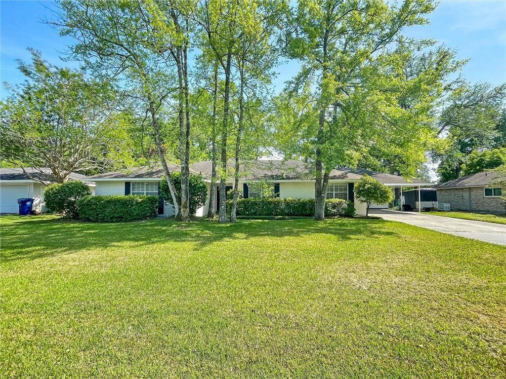 Slidell, LA 70458,305 COUNTRY CLUB BLVD