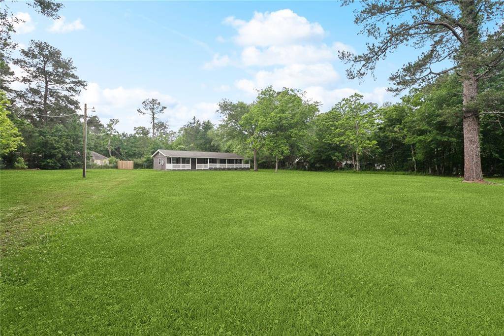 Mandeville, LA 70471,22536 HOFFMAN RD